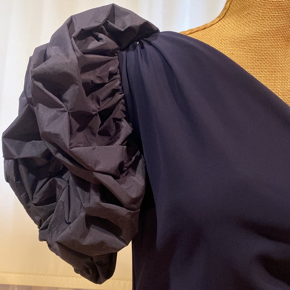 Chiara Boni La Petite Robe one-shoulder Ruffle-Sleeve Trumpet Gown $1190.00 - Picture 11 of 16